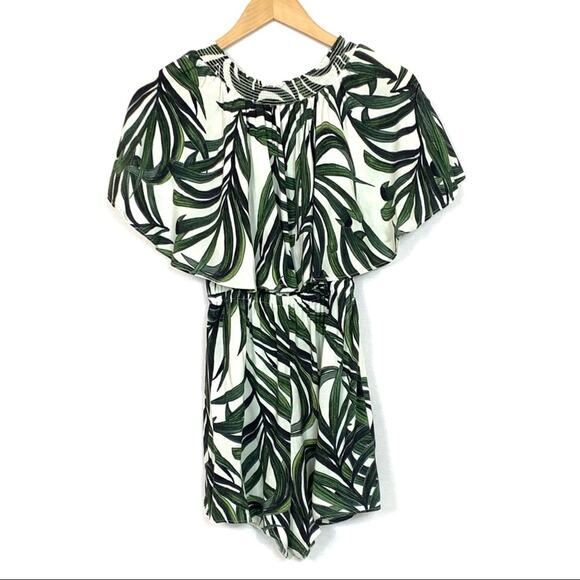 Show Me Your MuMu Rosarita Romper in Peruvian Palm Breeze Small - Picture 3 of 9